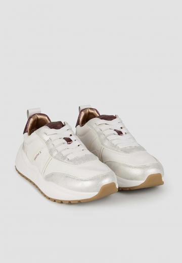 Гандбольные кроссовки