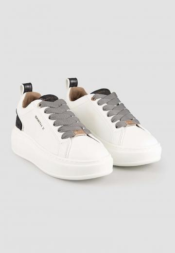 Гандбольные кроссовки