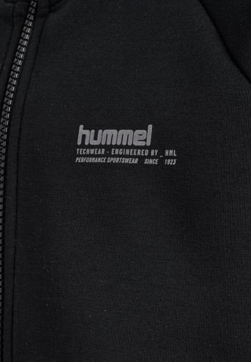 Спортивная куртка