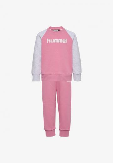 Набор одежды