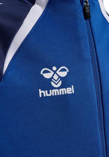 Спортивная куртка