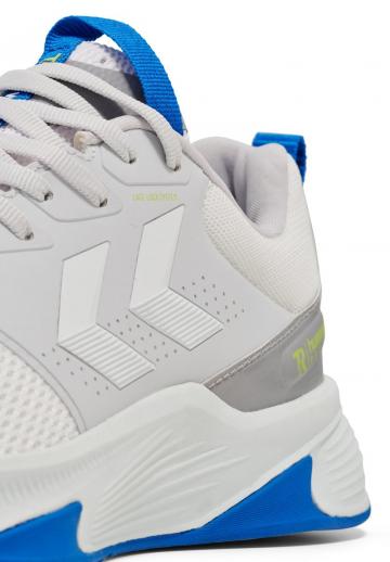 Тренировочные кроссовки