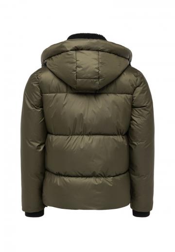 Зимняя куртка