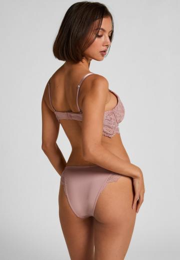 Бюстгальтер на косточках