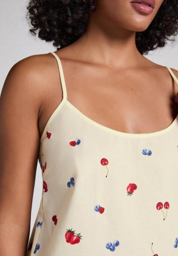 Топ на бретельках