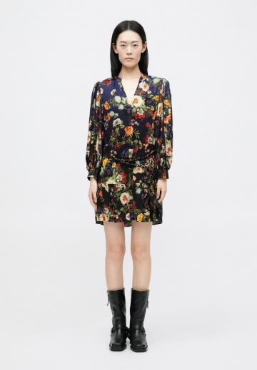 Короткое платье