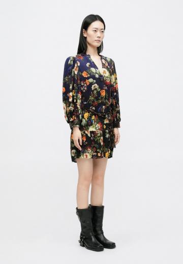 Короткое платье