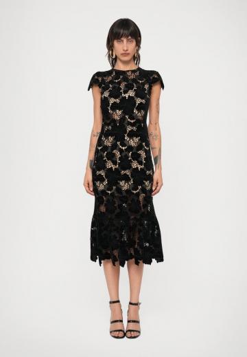 Коктейльное платье