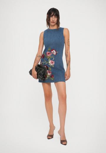 Джинсовое платье