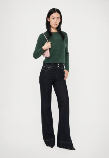 Джинсы бойфренда