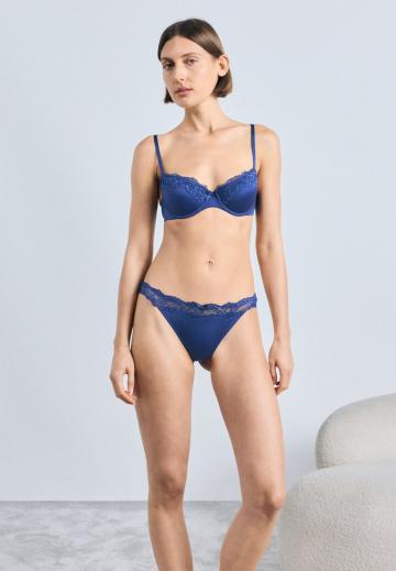 Бюстгальтер на косточках