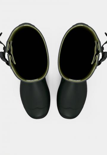 Резиновые сапоги