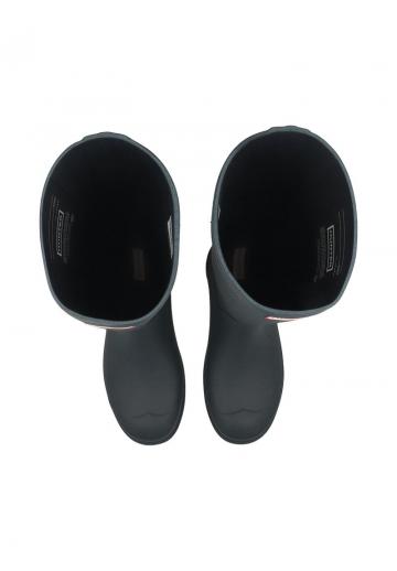 Резиновые сапоги