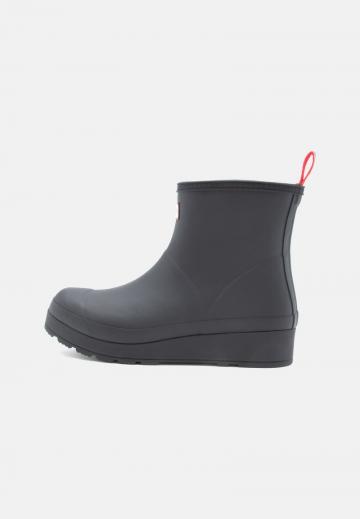 Резиновые сапоги