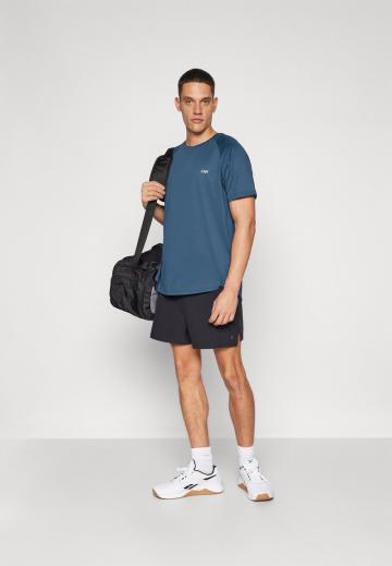 Спортивная майка