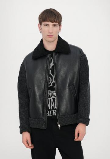 Кожаная куртка