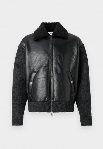 Кожаная куртка
