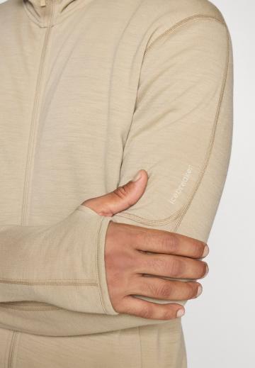 Спортивная кофта