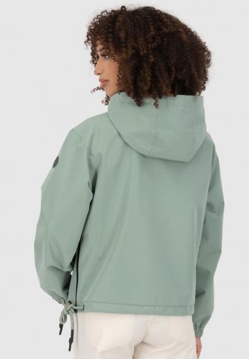 Куртка с накладнымит карманами