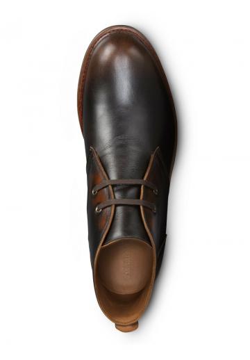 Ботинки на шнуровке