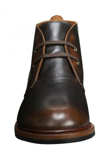 Ботинки на шнуровке