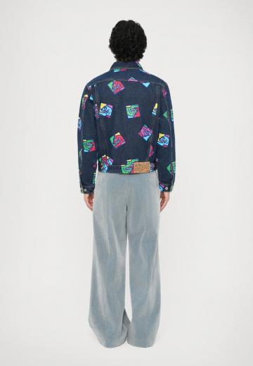 Джинсовая куртка