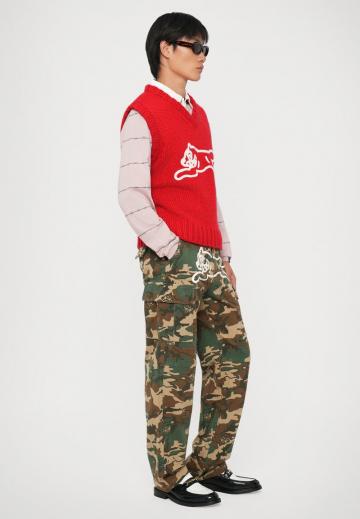 Брюки с накладными карманами