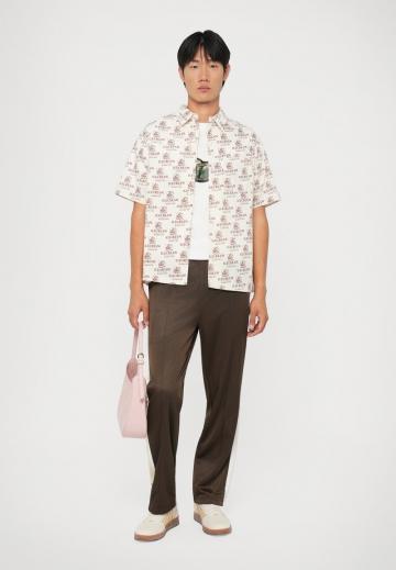 Спортивные штаны