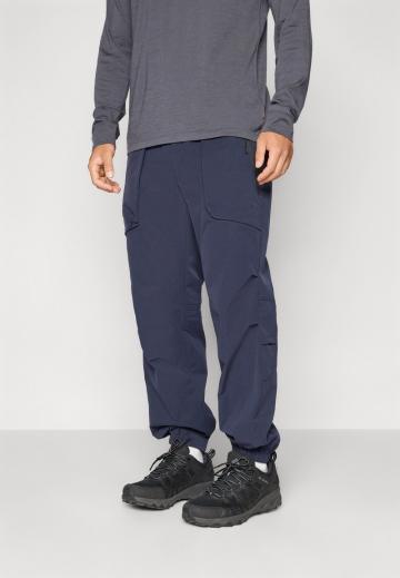 Спортивные штаны