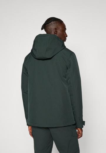 Спортивная куртка