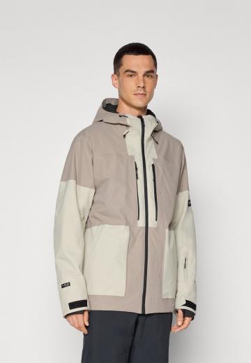 Сноубордическая куртка