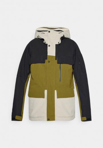 Сноубордическая куртка