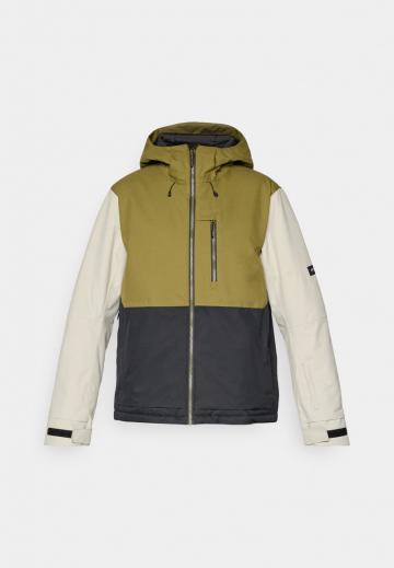 Сноубордическая куртка