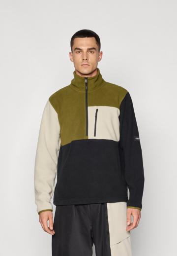 Флисовая кофта