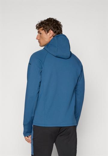 Спортивная кофта