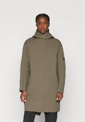 Спортивная куртка