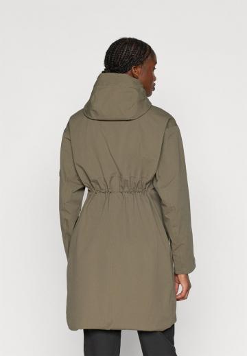 Спортивная куртка