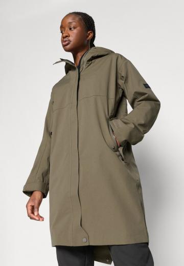 Спортивная куртка