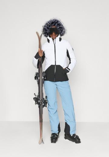 Спортивная куртка