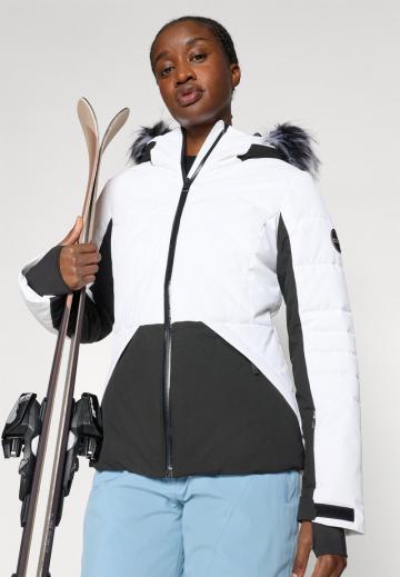 Спортивная куртка