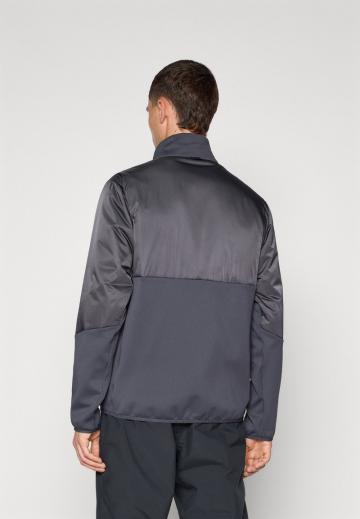 Спортивная куртка