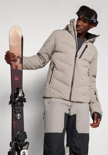 Сноубордическая куртка
