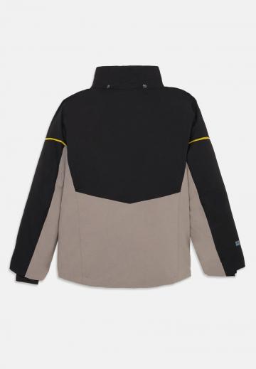 Спортивная куртка