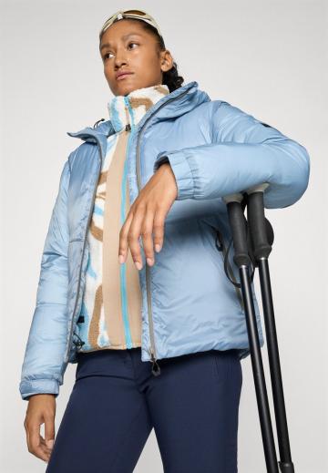 Спортивная куртка