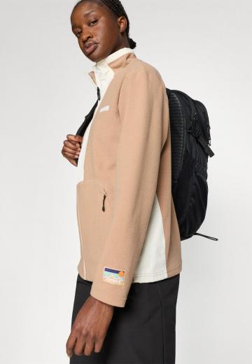 Флисовая куртка