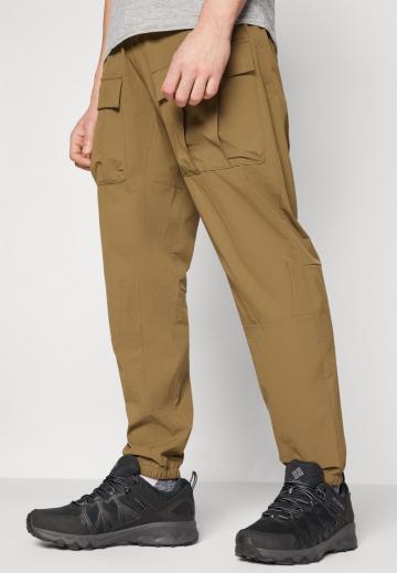 Спортивные штаны