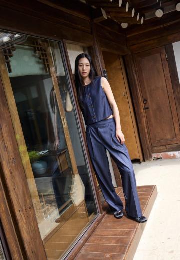 Джинсовая жилетка