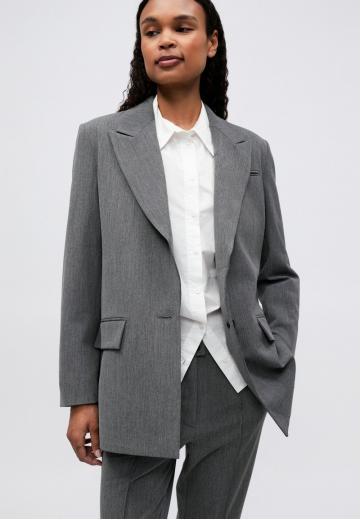 Длинный блейзер