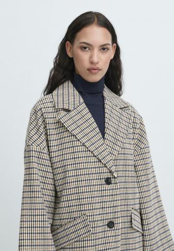 Шерстяное пальто