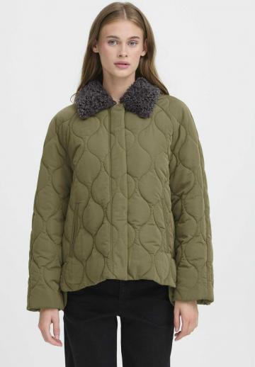 Зимняя куртка